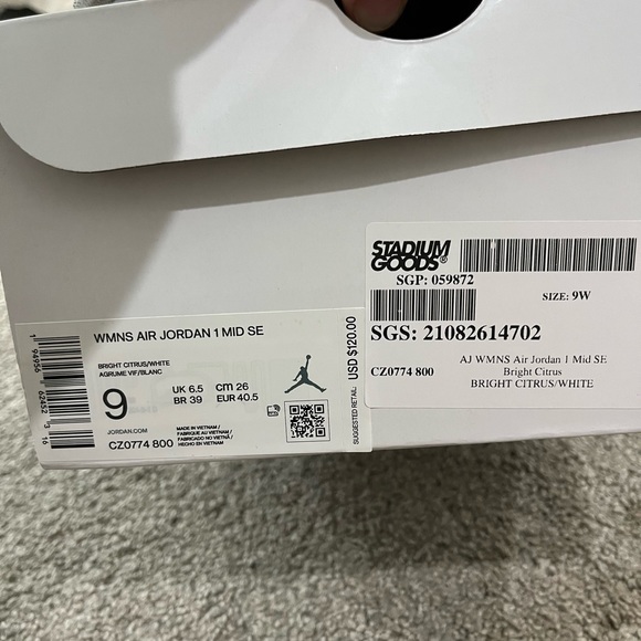 WMNS AIR JORDAN 1 MID SE
"Bright Citrus" - Picture 6 of 7